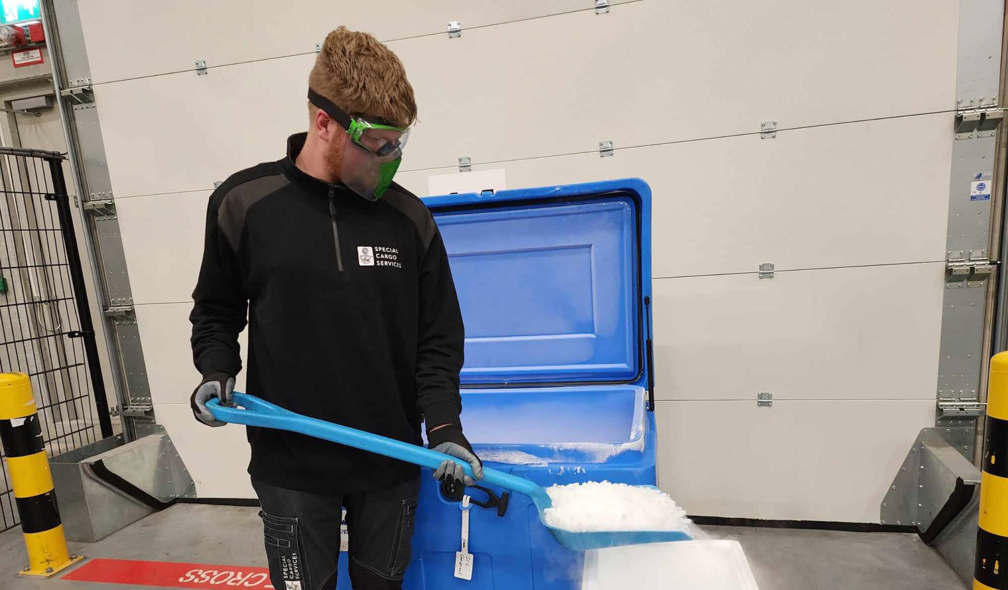 Working safely with dry ice, even for supermarket delivery drivers